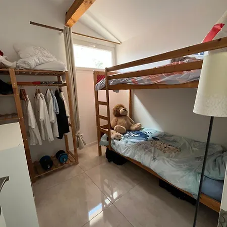 Дом отдыха Maisonnette De Charme En Provence *