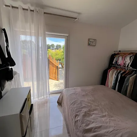 Дом отдыха Maisonnette De Charme En Provence *